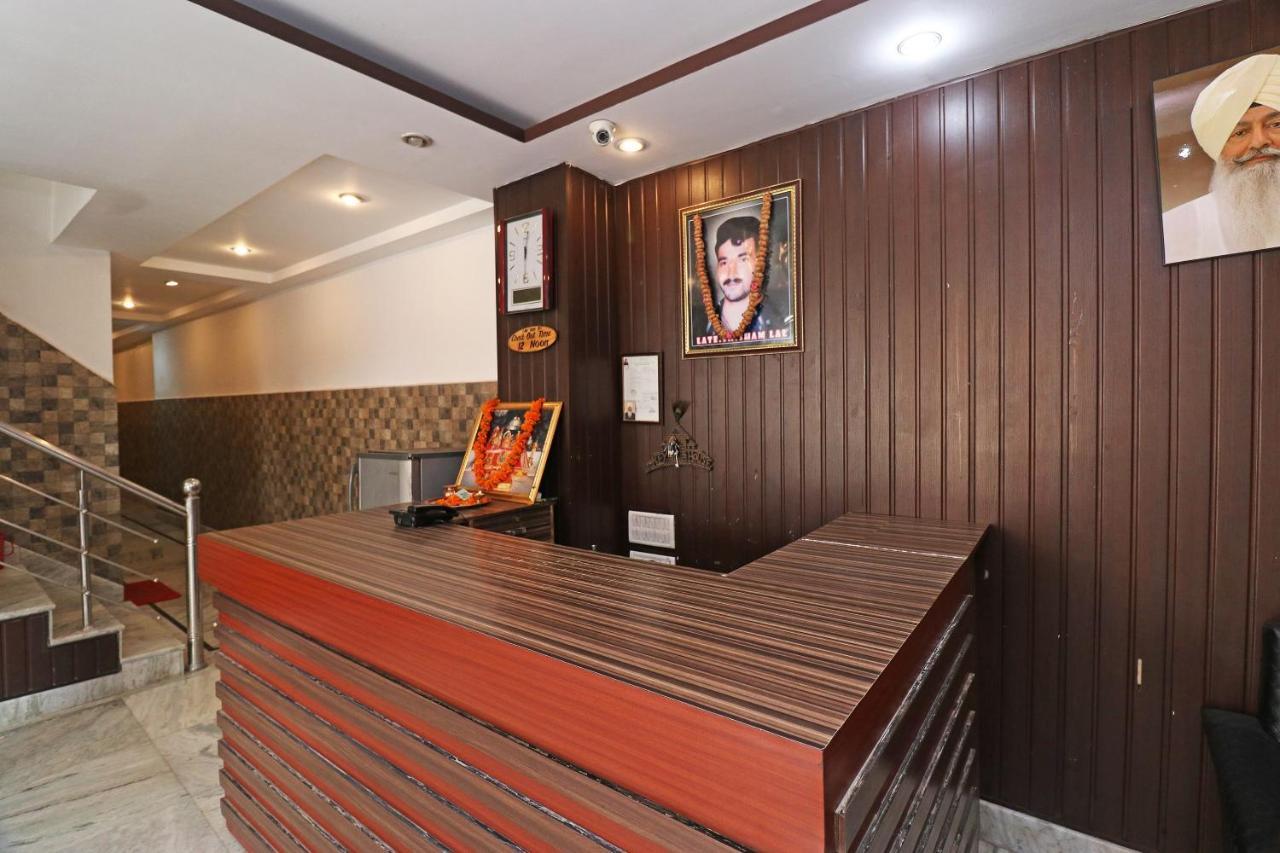 โอโย 18916 ศยม เรซิเดนซี Hotel คาตรา ภายนอก รูปภาพ